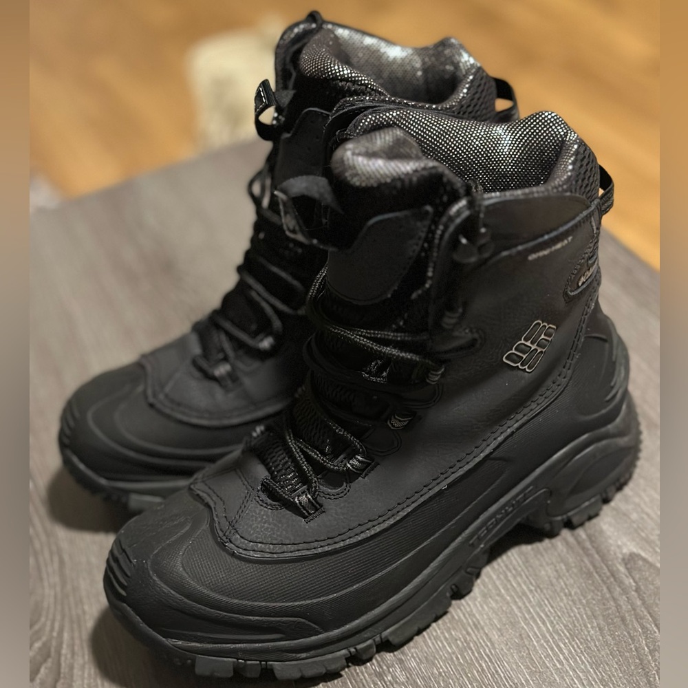 Black Columbia Winter Boots